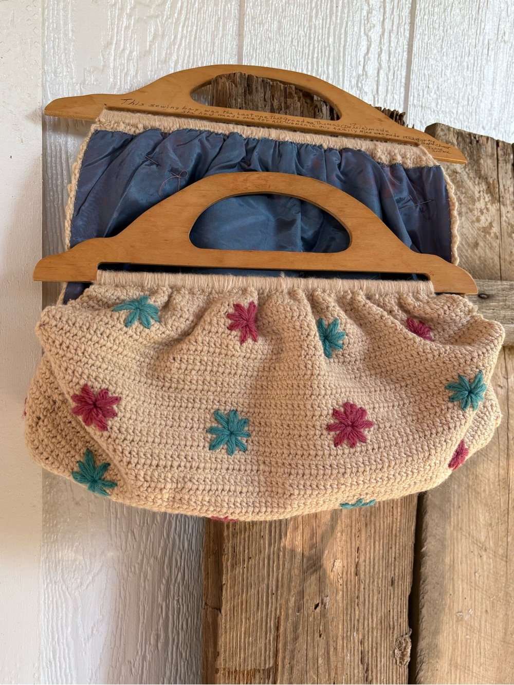 Vintage Crochet Wood-Handle Tote Bag Old sewing bag 1952